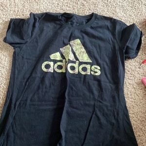 Adidas black t-shit